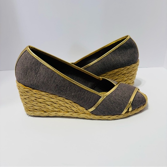 Ralph Lauren 9B Cecelia Gray Jersey Gold Trim Espadrille Jute
Wedge Peep Toe - Picture 1 of 7